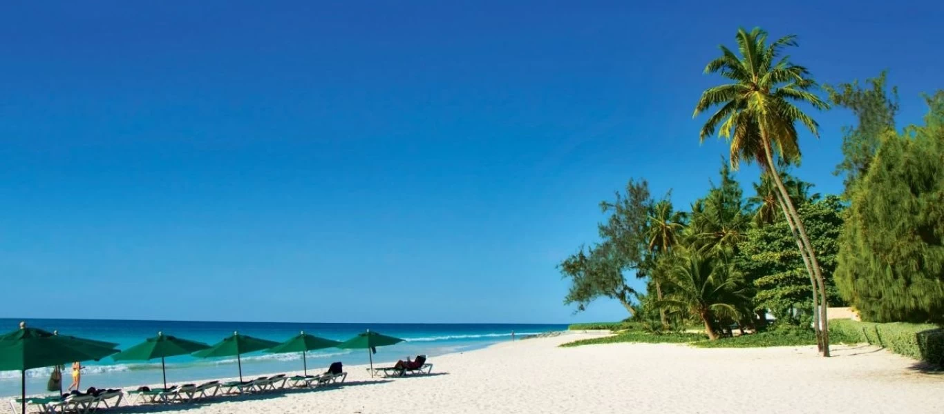 Barbados: Σχεδιάζουν πρόγραμμα 12μηνης βίζας για όσους έχουν κουραστεί να δουλεύουν από το σπίτι τους